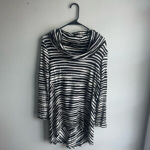 Lbisse - Black & White Striped Cowl Neck Hi-Low Top - Size L​​